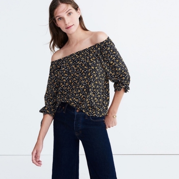 Madewell Tops - Madewell-Off-Shoulder Top-In Falling Leaves- 100%Silk. Size M